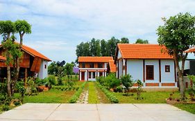 Cocopalm Villa Near Beach - Coco Room